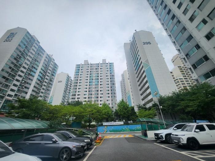 경기도 동두천시 평화로 2316-13, 205동 16층1604호 (지행동,지행주공아파트)구) 경기도 동두천시 지행동 270-3 아파트 경매 사진 4