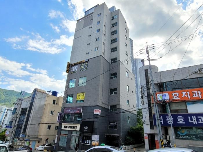 부산광역시 북구 만덕1로 3, 7층702호 (만덕동,금정산드림타워)구) 부산광역시 북구 만덕동 830-32 다세대(빌라) 경매 사진 1