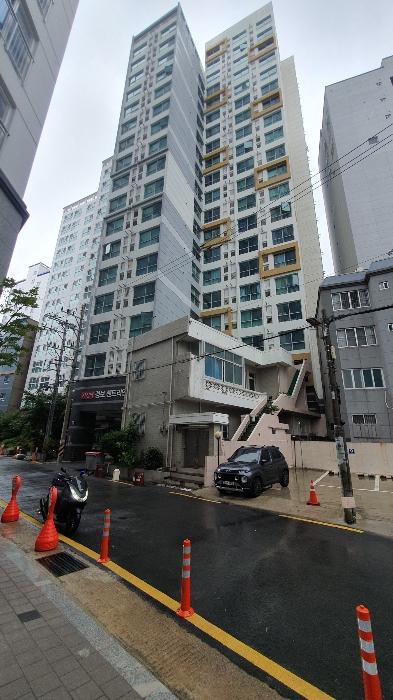 부산광역시 사상구 사상로170번길 31, 17층1703호 (괘법동,사상역경보센트리안2차)구) 부산광역시 사상구 괘법동 549-22 오피스텔 경매 사진 1