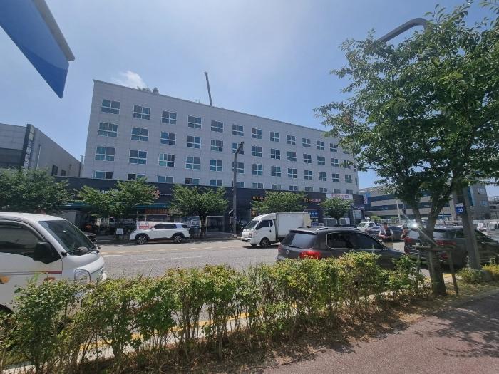 경기도 화성시 서신면 전곡산단8나길 5, 1동 1층101호 (스타캐슬)구) 경기도 화성시 서신면 전곡리 1113-5 근린상가 경매 사진 1