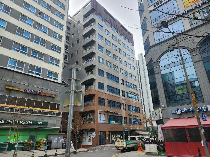 경기도 남양주시 다산중앙로 105-18, 1층113호 (다산동,지앤지비즈타워)구) 경기도 남양주시 다산동 6088 근린상가 경매 사진 4