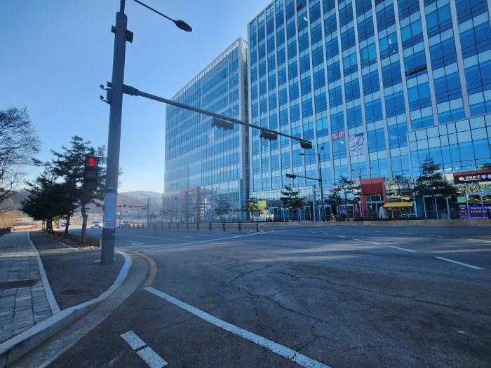 경기도 시흥시 시청로 25, 지하1층비102호 (장현동,시티프론트561더파이브)구) 경기도 시흥시 장현동 671-5 근린상가 경매 사진 3