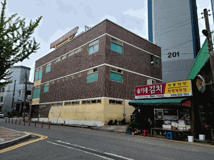 전라남도 여수시 선원동 1256-8 근린시설 경매 사진 2