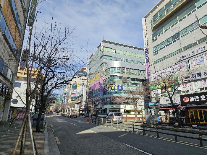 경상남도 김해시 번화1로44번길 23, 6층 601호 (대청동,나오스빌)구) 경상남도 김해시 대청동 315-7 근린상가 경매 사진 1