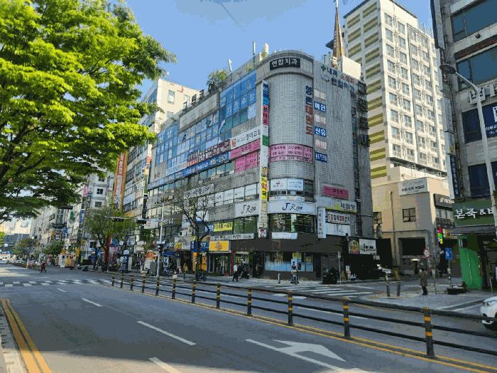 대전광역시 서구 둔산동 1082 그린코아상가 비2층11호 근린상가 경매 사진 2