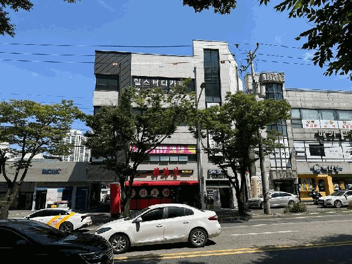 전북특별자치도 전주시 완산구 중화산동1가 321-17 근린시설 경매 사진 1