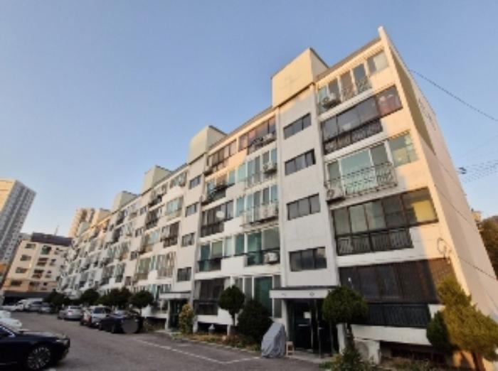 경기도 안양시 만안구 예술공원로64번길 28, 4층412호 (안양동,신라아파트)구) 경기도 안양시 만안구 안양동 44-2 아파트 경매 사진 13