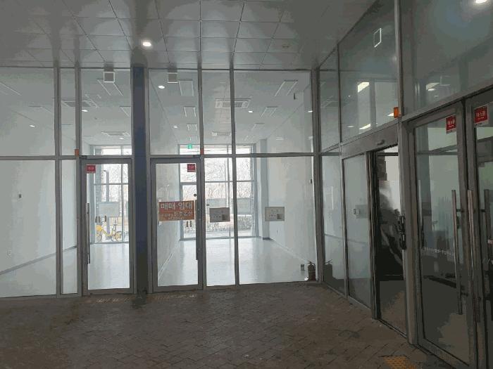 경기도 하남시 덕풍동 831-1 현대지식산업센터한강미사2차-25블럭-근린생활시설 1층씨씨01-010호 근린상가 경매 사진 1