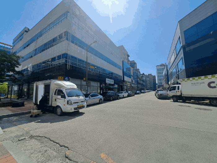 전라남도 나주시 빛가람동 208-6 제2층 제204호 근린상가 경매 사진 2