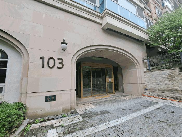 경기도 성남시 분당구 금곡동 305-2 더헤리티지 103동 2층204호 아파트 경매 사진 3