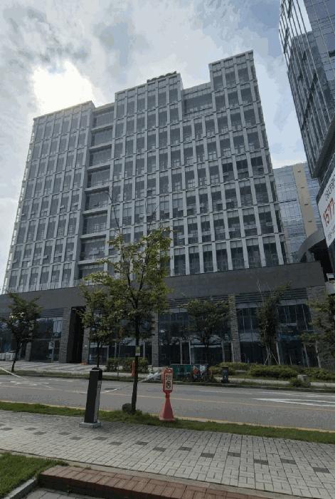경기도 평택시 고덕면 해창리 1274-3 고덕비즈타워 1층131호 근린상가 경매 사진 1