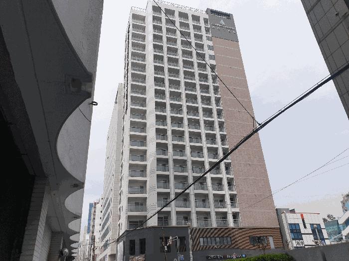 부산광역시 중구 중앙동6가 3-2 커넥트부산호텔 18층1808호 콘도(호텔) 경매 사진 2