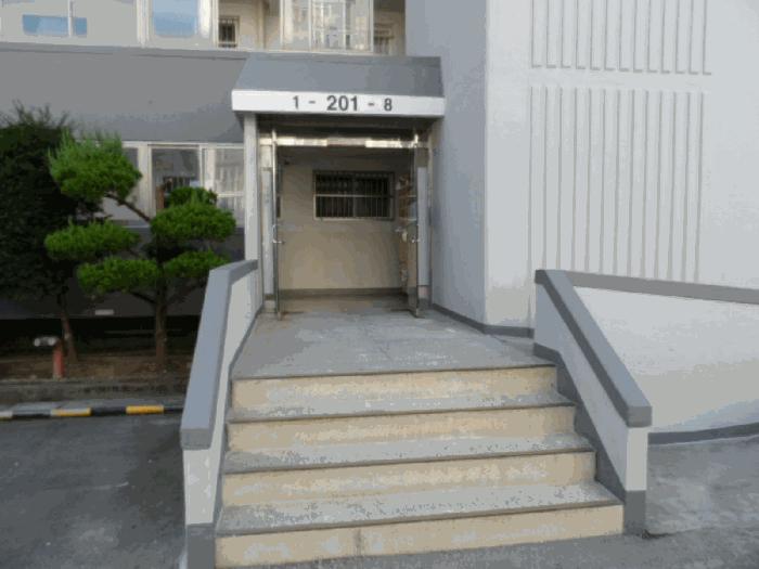 전라남도 목포시 대양동 75-18 근화희망타운아파트 306동 지상2층201호 근린상가 경매 사진 7