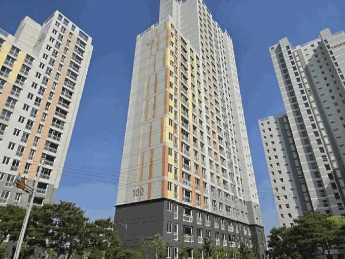 전북특별자치도 익산시 송학동 902 송학크레지움캐슬 102동 8층 801호 아파트 경매 사진 2