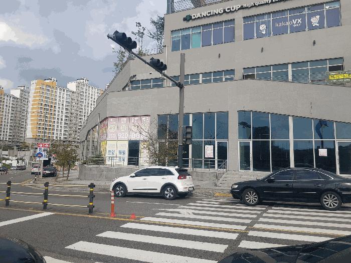 경상남도 진주시 충무공동 87-23 주1동 1층에이111호 근린상가 경매 사진 3