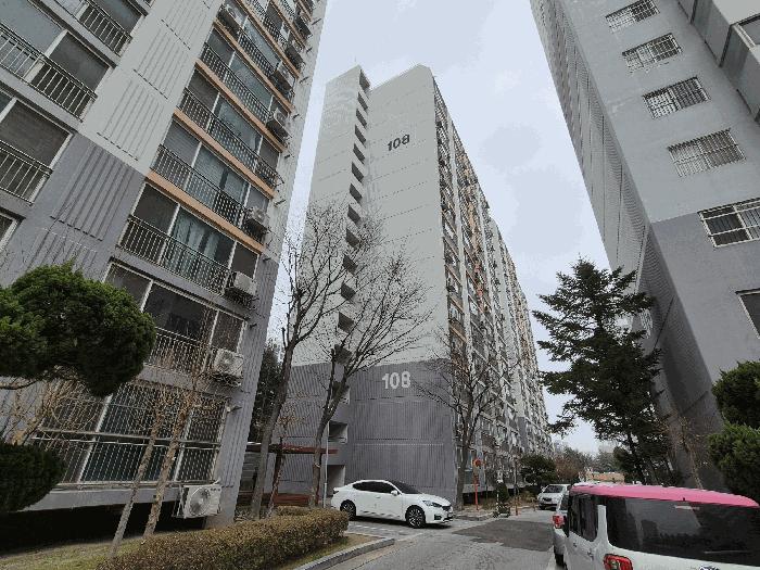 충청남도 천안시 서북구 쌍용동 1367 월봉청솔1단지아파트 108동 4층 405호 아파트 경매 사진 4