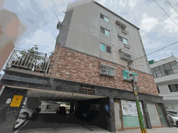 경기도 부천시 소사구 소사본동 204-18 신원로얄팰리스 2층201호 다세대(빌라) 경매 사진 1