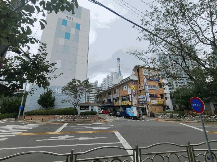 경상남도 창원시 마산회원구 내서읍 호계리 790-23 국제한마음타운 103동 1층110호 아파트 경매 사진 4