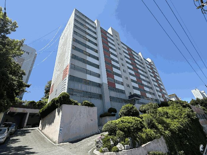 부산광역시 사하구 괴정동 697-11 사남신익아파트 2동 9층906호 아파트 경매 사진 1