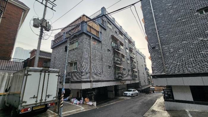서울특별시 성북구 보국문로8나길 24-7, 씨동 2층201호 (정릉동,행복드림빌)구) 서울특별시 성북구 정릉동 206-142 다세대(빌라) 경매 사진 1
