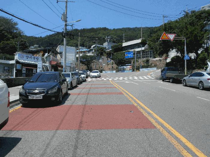 부산광역시 동구 초량동 851-2 대지 경매 사진 2