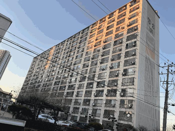전북특별자치도 전주시 덕진구 고랑동 820-9 명성아파트 101동 6층610호 아파트 경매 사진 3