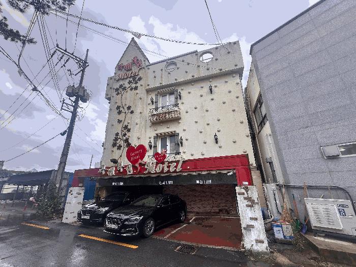 전북특별자치도 부안군 부안읍 동중리 119-11 숙박시설 경매 사진 1