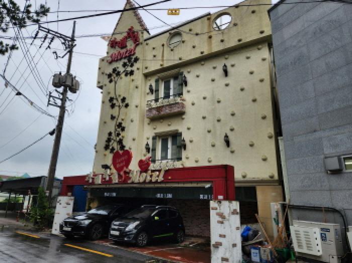 전북특별자치도 부안군 부안읍 동중리 119-11 숙박시설 경매 사진 14