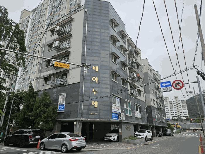 경기도 안양시 만안구 안양동 845-11 베아누체 에이동 2층202호 근린상가 경매 사진 3