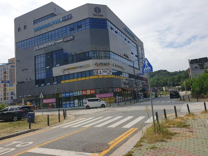 경기도 이천시 마장면 중앙로10번길 30, 2층 202호 (더큐브어센딩센터)구) 경기도 이천시 마장면 오천리 448-1 근린상가 경매 사진 2