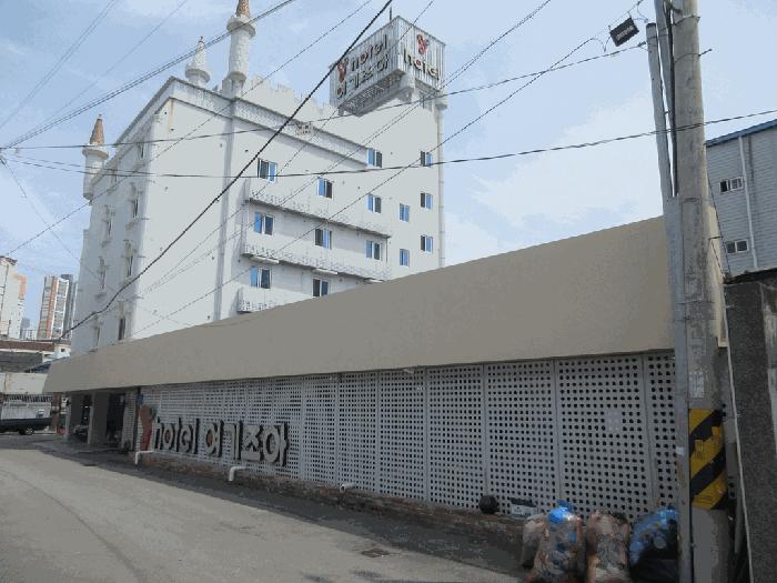광주광역시 북구 중흥동 717-3 숙박시설 경매 사진 1