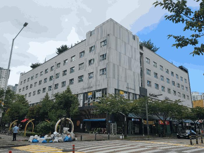 경기도 김포시 운양동 1297-6 리앤포레 2층212호 근린상가 경매 사진 1