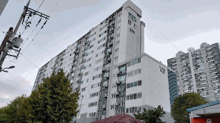 광주광역시 남구 진월동 340 협진훼미리아파트 101동 15층1607호 아파트 경매 사진 8