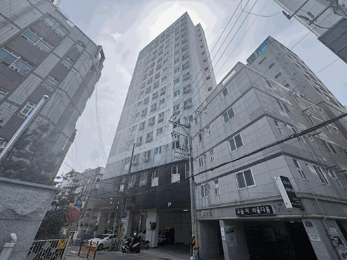 부산광역시 수영구 남천동 74-9 상우더헤라우스 7층706호 오피스텔 경매 사진 2