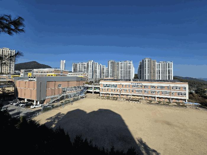 충청북도 충주시 중앙탑면 용전리 696 신우희가로아파트 109동 3층302호 아파트 경매 사진 3