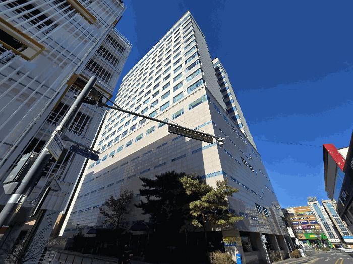 충청남도 천안시 동남구 신부동 451-2 천안랜드마크타워 1층1007호 근린상가 경매 사진 2