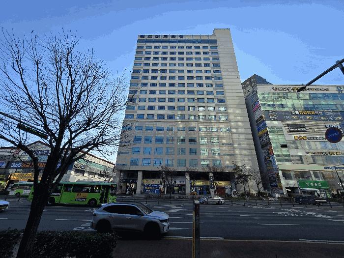 충청남도 천안시 동남구 신부동 451-2 천안랜드마크타워 1층1007호 근린상가 경매 사진 4