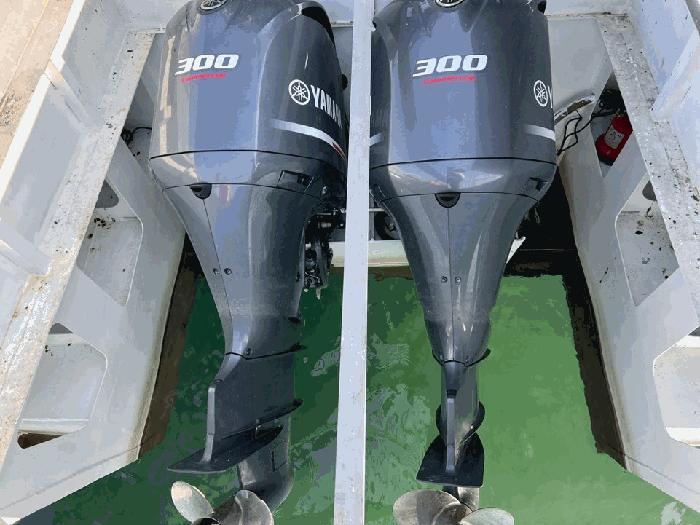 경상남도 남해군 미조면 남항 선박 경매 사진 1
