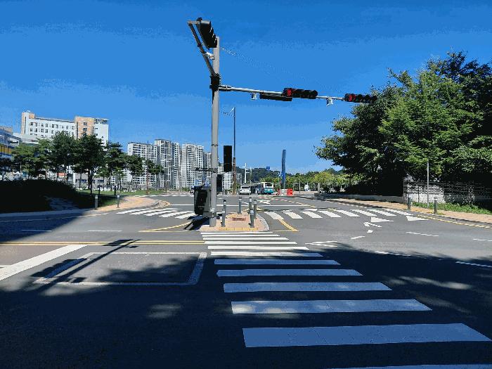 경상남도 진주시 가좌동 2058 시티프라디움 상가2동 1층102호 근린상가 경매 사진 3