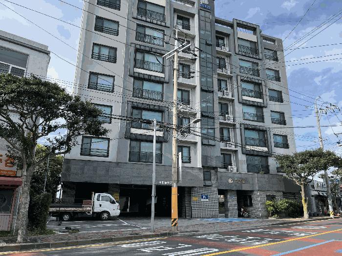 제주특별자치도 제주시 조천읍 조천리 2371-2 조천휴미래 3층303호 오피스텔 경매 사진 2