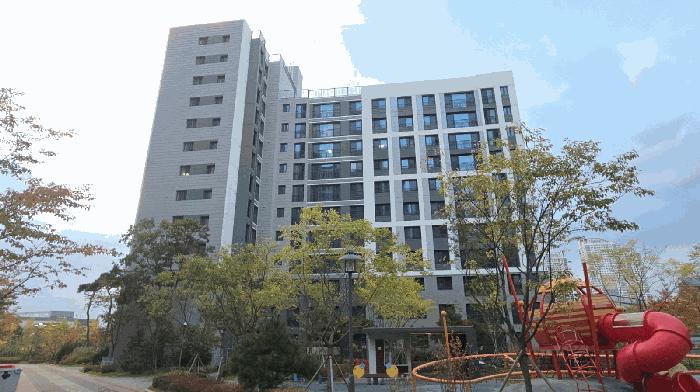 충청남도 아산시 탕정면 갈산리 883 호반써밋그랜드마크1(1차) 106동 4층402호 아파트 경매 사진 8