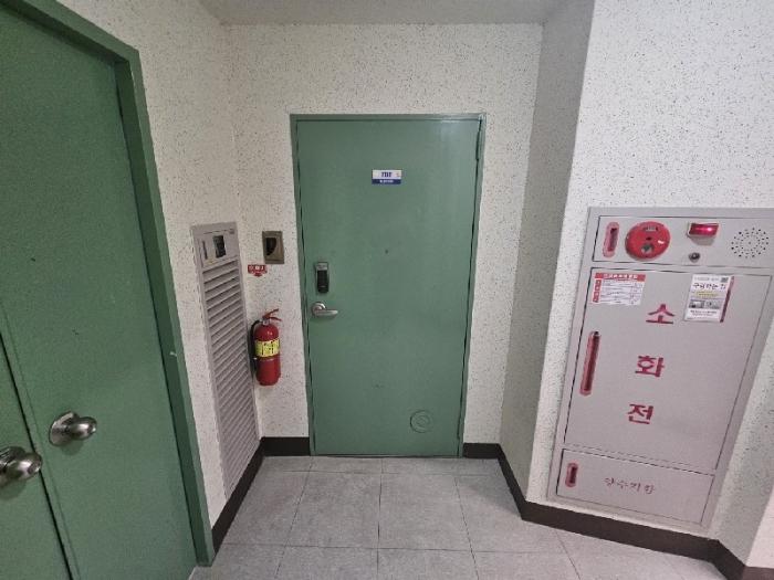 경상남도 창원시 성산구 대암로 282, 103동 7층702호 (대방동,대방동성아파트)구) 경상남도 창원시 성산구 대방동 374 아파트 경매 사진 3