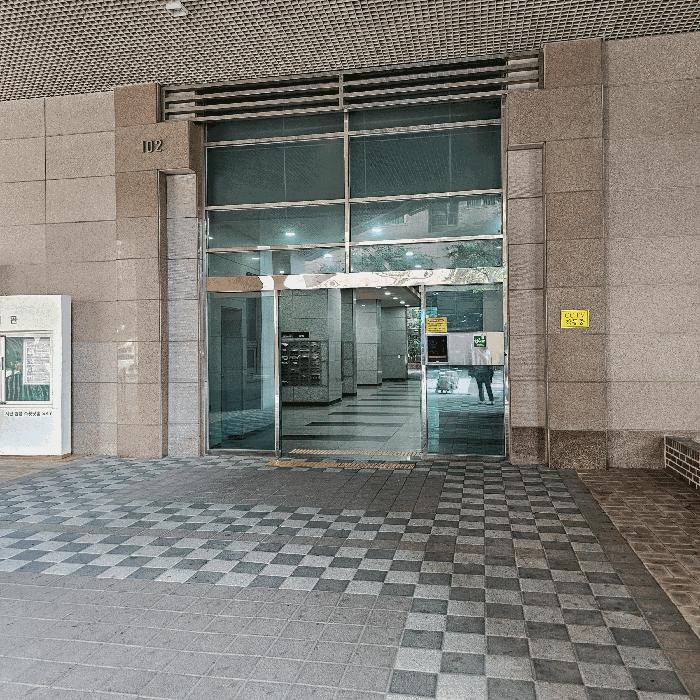 부산광역시 부산진구 부암동 63-3 서면쌍용스윗닷홈스카이 102동 23층2307호 아파트 경매 사진 2