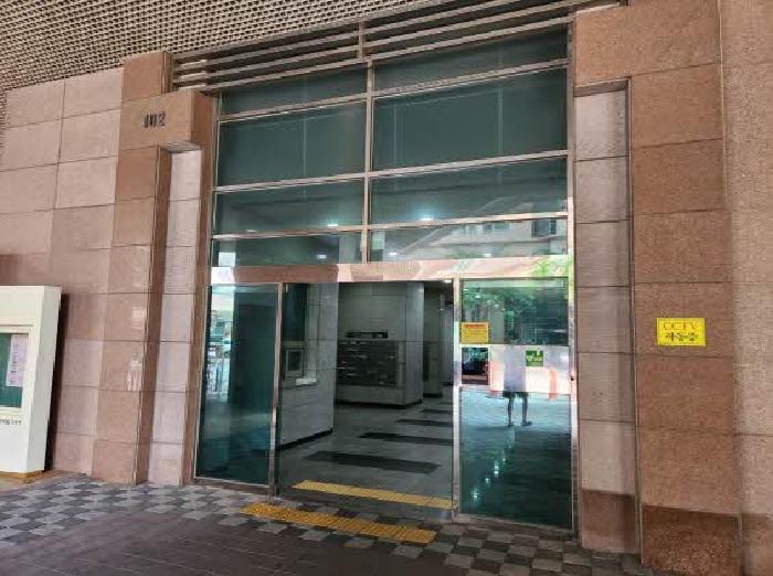 부산광역시 부산진구 부암동 63-3 서면쌍용스윗닷홈스카이 102동 23층2307호 아파트 경매 사진 8