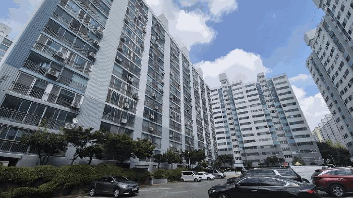 광주광역시 북구 양산동 205-6 제202동 제13층 제1302호 아파트 경매 사진 2
