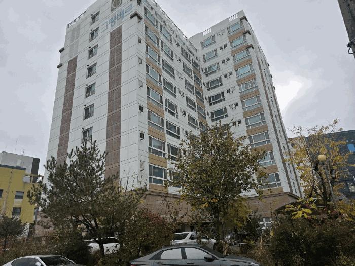 충청남도 천안시 동남구 신방동 783-8 보광그랑베르 4층414호 도시형생활주택 경매 사진 2