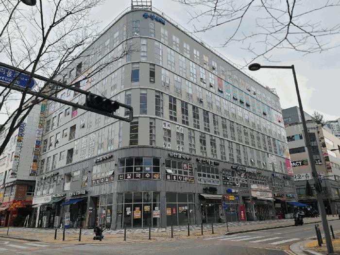 세종특별자치시 보람동 745 금남프라자 1동 1층111호 근린상가 경매 사진 8
