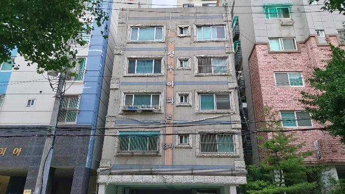 인천광역시 부평구 부흥북로 17-1, 4층401호 (부평동,성우아파트)구) 인천광역시 부평구 부평동 433-161 아파트 경매 사진 1