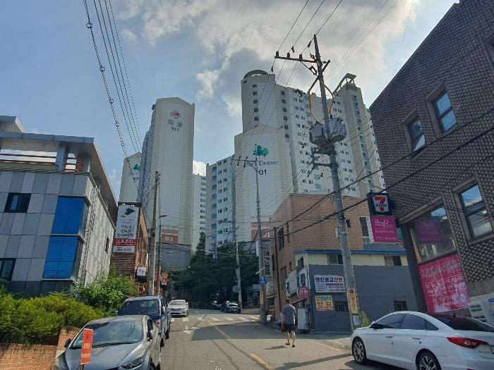 대구광역시 수성구 용학로28길 8, 101동 1층102호 (두산동,수성화성파크드림)구) 대구광역시 수성구 두산동 789 아파트 경매 사진 1