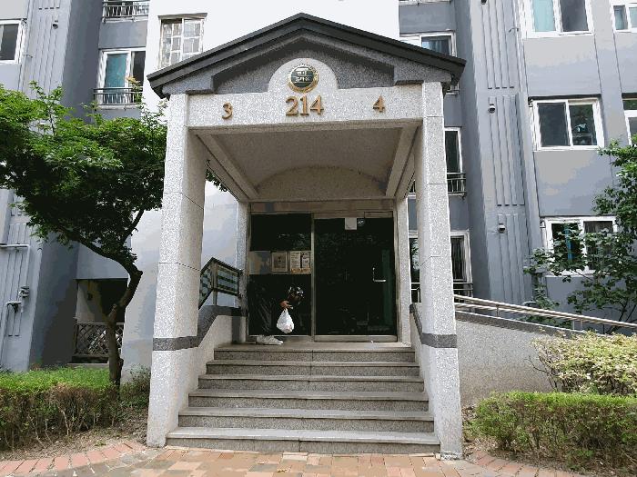경기도 안양시 동안구 호계동 811 호계2차현대홈타운 214동 14층1404호 아파트 경매 사진 4